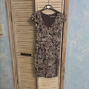 Andrew Marc Cream and Black Sheath Mini Dress V-Neck Cocktail